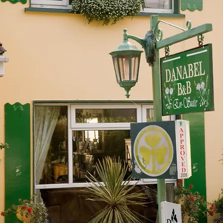 Pensión Danabel Kinsale